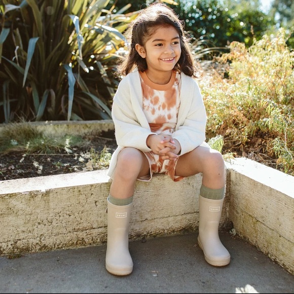 Goumi Kids Tan Rain Muddies Rainboots - Picture 6 of 7